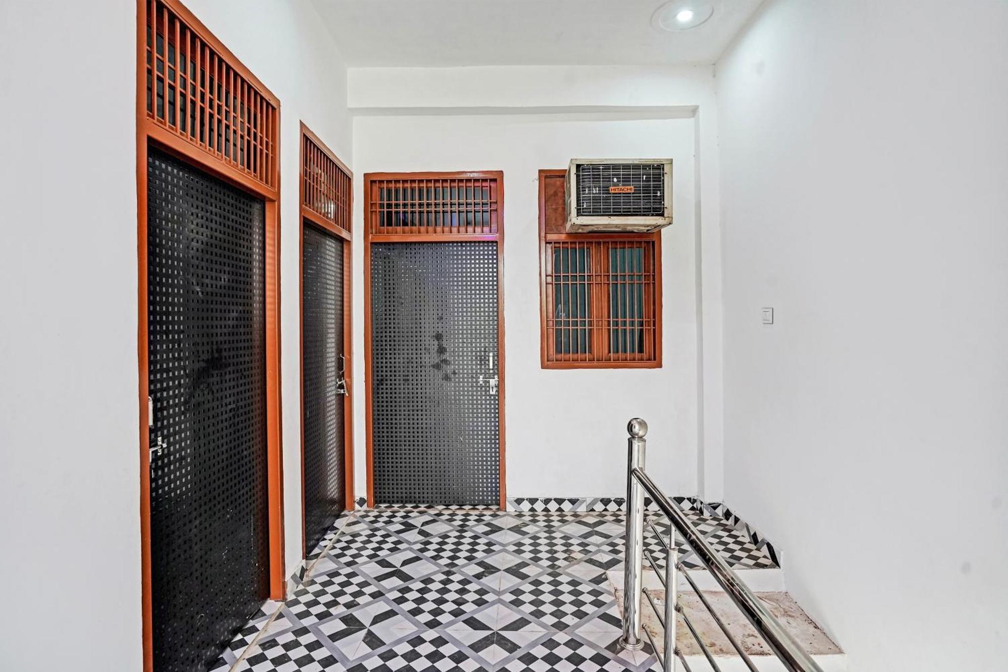 Hotel O Sparrow House Residency Bulandshahr Exterior foto